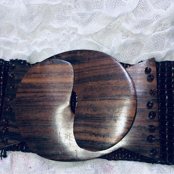 Brown and White Beaded Belt with Wooden Buckle 32” by 2 1/2”, stretchy. Used - Picture 3 of 6